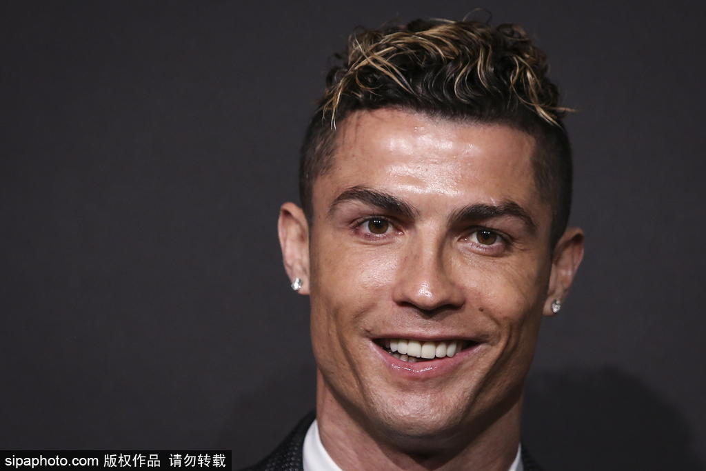 博列洛：皮奥20岁已非常全面，意大利国家队有了未来中锋人选