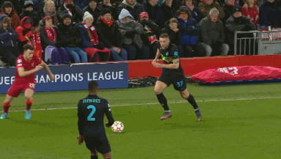 赵佳楠：我们拥有全世界最好的球迷，非常感谢大连球迷的支持