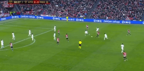 欧冠近11战打进12球，劳塔罗当选国米2-1凯拉特队内最佳球员