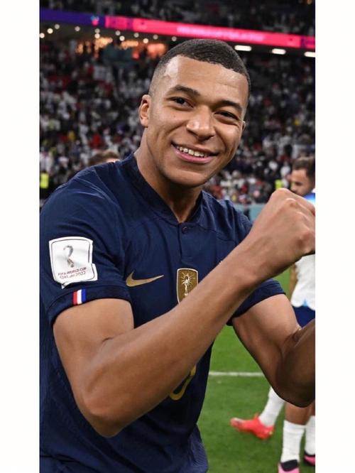 科瓦奇：拜尔明天无法出战；之前我说他的话是带点玩笑语气