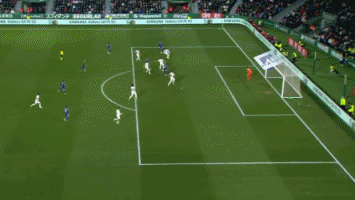 6分42秒，姆巴佩完成欧冠历史第二快帽子戏法